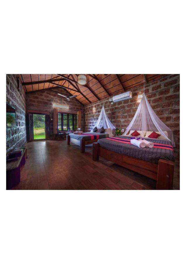 The Horse & Chariot Hotell Madikeri Exteriör bild