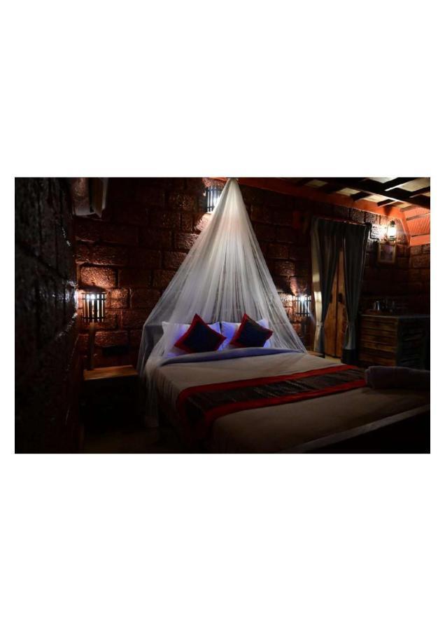 The Horse & Chariot Hotell Madikeri Exteriör bild